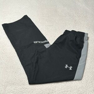 Under Armour Boys Black and Gray Track Pants, EUC, Size Youth Large